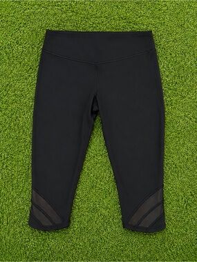 Lululemon Black Mesh Crop Leggings Size 10